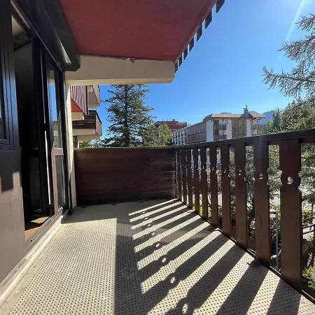 Lumineux A Pra-loup Avec Parking Prive, Proche Des Pistes - Fr-1-165a-186 Appartement