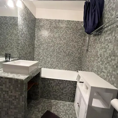 Lumineux A Pra-loup Avec Parking Prive, Proche Des Pistes - Fr-1-165a-186 Apartament *