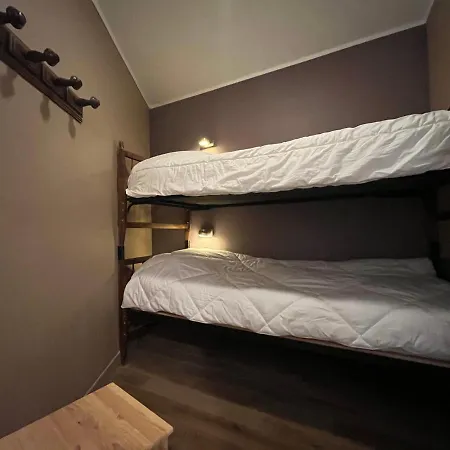 Apartament Lumineux A Pra-loup Avec Parking Prive, Proche Des Pistes - Fr-1-165a-186